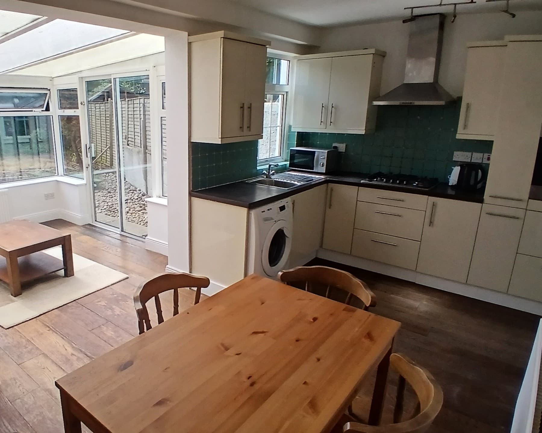 " Bed Semi detached house in Dublin 12